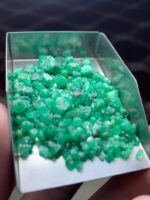 Raw Beauty Unveiled: 43.43-Carat Emerald Rough Lot from Swat - Image 7
