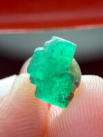 Spotlight Gem: 1.60 ct Emerald from Swat – A Crystal of Nature’s Elegance - Image 5