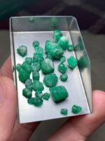 45.65 Carat Swat Emerald Rough – Natural Beauty from Pakistan - Image 8