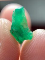 The Prestige of Proportion: 2.00ct Swat Emerald Crystal - Image 4