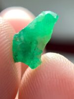 The Prestige of Proportion: 2.00ct Swat Emerald Crystal - Image 5