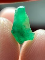 The Prestige of Proportion: 2.00ct Swat Emerald Crystal - Image 6