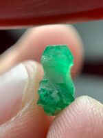 The Prestige of Proportion: 2.00ct Swat Emerald Crystal - Image 7