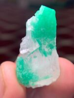 Majestic 38.58-Carat Emerald Specimens: Nature’s Grandeur in Green - Image 4