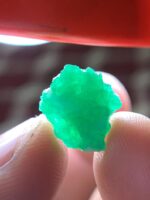 Exploring the Beauty of a 5.50ct Emerald Crystal From Swat - Image 11