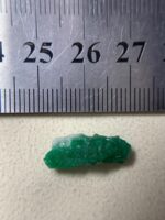 Emerald Elegance from Pakistan: 4.71 ct Crystal of Clarity and Length - Image 8