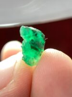 A Towering Treasure: 2.15 Carat Swat Emerald Crystal with Striking Depth - Image 8