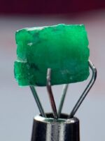 3.11ct Swat Emerald Crystal – Natural Deep Green Gemstone - Image 5