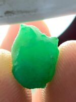 4.90 Ct Swat Emerald Crystal – Natural Green Gemstone (11.32×8.36×6.62 mm) - Image 3