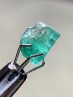 1.10ct Swat Emerald Crystal – Small Gem with Pure Origin (7.26 x 5.77 x 3.85 mm) - Image 4