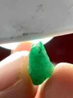 4.90 Ct Swat Emerald Crystal – Natural Green Gemstone (11.32×8.36×6.62 mm) - Image 6