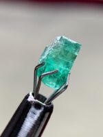 1.10ct Swat Emerald Crystal – Small Gem with Pure Origin (7.26 x 5.77 x 3.85 mm) - Image 8