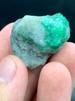 Majestic Green: A 74.20ct Emerald Specimen from Swat - Image 9