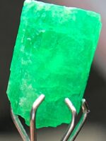 A Closer Look at a 2.30ct Emerald SWAT Crystal (9x6x5mm): Small but Striking - Image 6