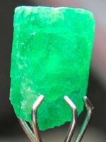 A Closer Look at a 2.30ct Emerald SWAT Crystal (9x6x5mm): Small but Striking - Image 7
