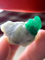 39.25 Carat Swat Emerald Specimen – A Collector’s Natural Treasure - Image 8
