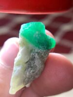 39.25 Carat Swat Emerald Specimen – A Collector’s Natural Treasure - Image 9