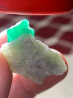 39.25 Carat Swat Emerald Specimen – A Collector’s Natural Treasure - Image 10