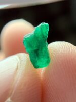 1.05ct Swat Emerald Crystal — A Brilliant Green Gem from Pakistan’s Emerald Valley - Image 5