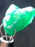 Striking 4.00ct Swat Emerald Crystal – Natural Elegance in 11x7x6mm - Image 6