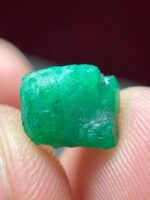 3.90 Ct Swat Emerald Crystal – Natural Green Gem (7.87×6.71×6.68 mm) - Image 5