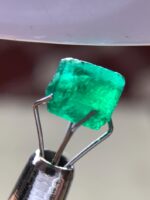 1.61 ct Swat Emerald Crystal — Compact Green Brilliance - Image 7