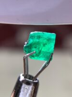 1.61 ct Swat Emerald Crystal — Compact Green Brilliance - Image 8