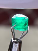 1.61 ct Swat Emerald Crystal — Compact Green Brilliance - Image 9