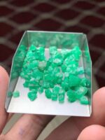 39.40 Carat Swat Valley Emerald Rough Lot – Natural Untreated Material - Image 5