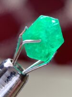 1.36 ct Swat Emerald Crystal — A Deep Green Jewel of Natural Elegance - Image 10