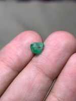 Emerald Elegance: The 1.70 Carat Swat Crystal - Image 5