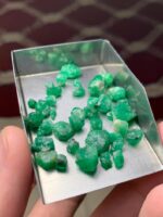 40 Carat Swat Emerald Rough – Natural Green Crystal from Pakistan - Image 10