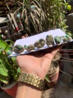 404 Carat Swat Emerald Specimen Lot – Monumental Crystal for Collectors - Image 10