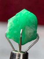 4.11ct Swat Emerald Crystal – Deep Green Gemstone, Pakistan - Image 4