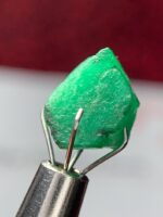 4.11ct Swat Emerald Crystal – Deep Green Gemstone, Pakistan - Image 6