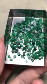 Stunning 30.85ct Panjshir Emerald Rough - Image 2