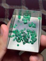 18.30 ct Swat Emerald Rough: Raw Splendor from Pakistan’s Majestic Mountains - Image 2