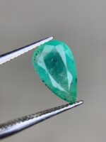 1.30ct Panjshir Emerald Gemstone: Faceted Afghan Emerald - Image 7