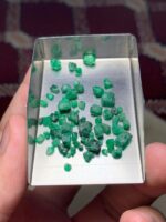 18.30 ct Swat Emerald Rough: Raw Splendor from Pakistan’s Majestic Mountains - Image 8