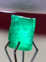 1.85ct Swat Emerald Crystal: Compact Power, Pure Origin - Image 10