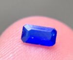 0.180ct Royal Blue Hauyne Gem: Rectangular Cut Stone - Image 2
