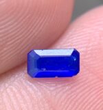 0.180ct Royal Blue Hauyne Gem: Rectangular Cut Stone - Image 4