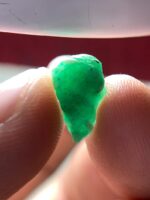 2.64ct Swat Emerald Crystal – Elegant Natural Beauty in Green - Image 4