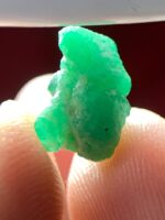 A Gem of the Mountains: 3.90ct Swat Emerald Crystal with Striking Depth - Image 6