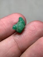 A Gem of the Mountains: 3.90ct Swat Emerald Crystal with Striking Depth - Image 11