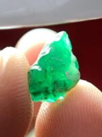 A Closer Look at a 2.20ct Emerald Crystal from Swat: Beauty in Every Facet - Image 4