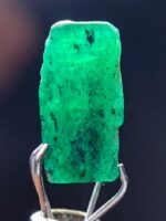 2.03 Carat Swat Emerald Crystal: Pakistan Gemstone - Image 7