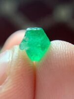 Delicate Beauty: 1.42 Carat Emerald Crystal from Swat Valley, Pakistan - Image 5