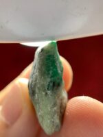 40.0 ct Emerald Specimen from Swat (25.25 × 19.37 × 11.88 mm): A Raw Jewel of Nature - Image 5