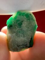 40.0 ct Emerald Specimen from Swat (25.25 × 19.37 × 11.88 mm): A Raw Jewel of Nature - Image 10